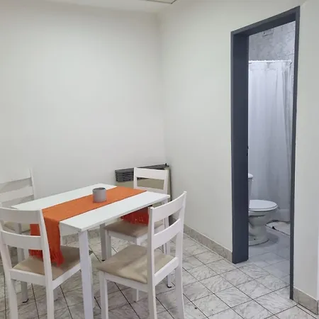 Hermoso Departamento Con Patio En Rio Gallegos Exterior photo